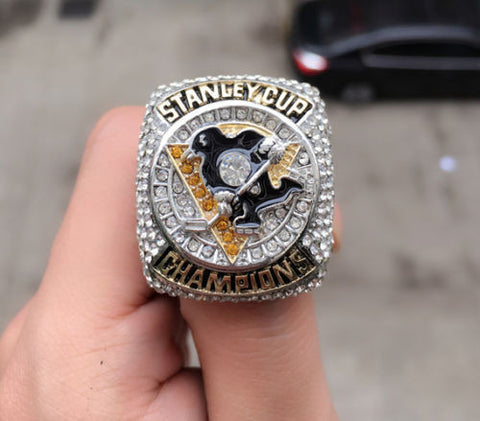 2016 Pittsburgh Penguins Hockey Stanley Cup Championship Combo Ring and Necklace